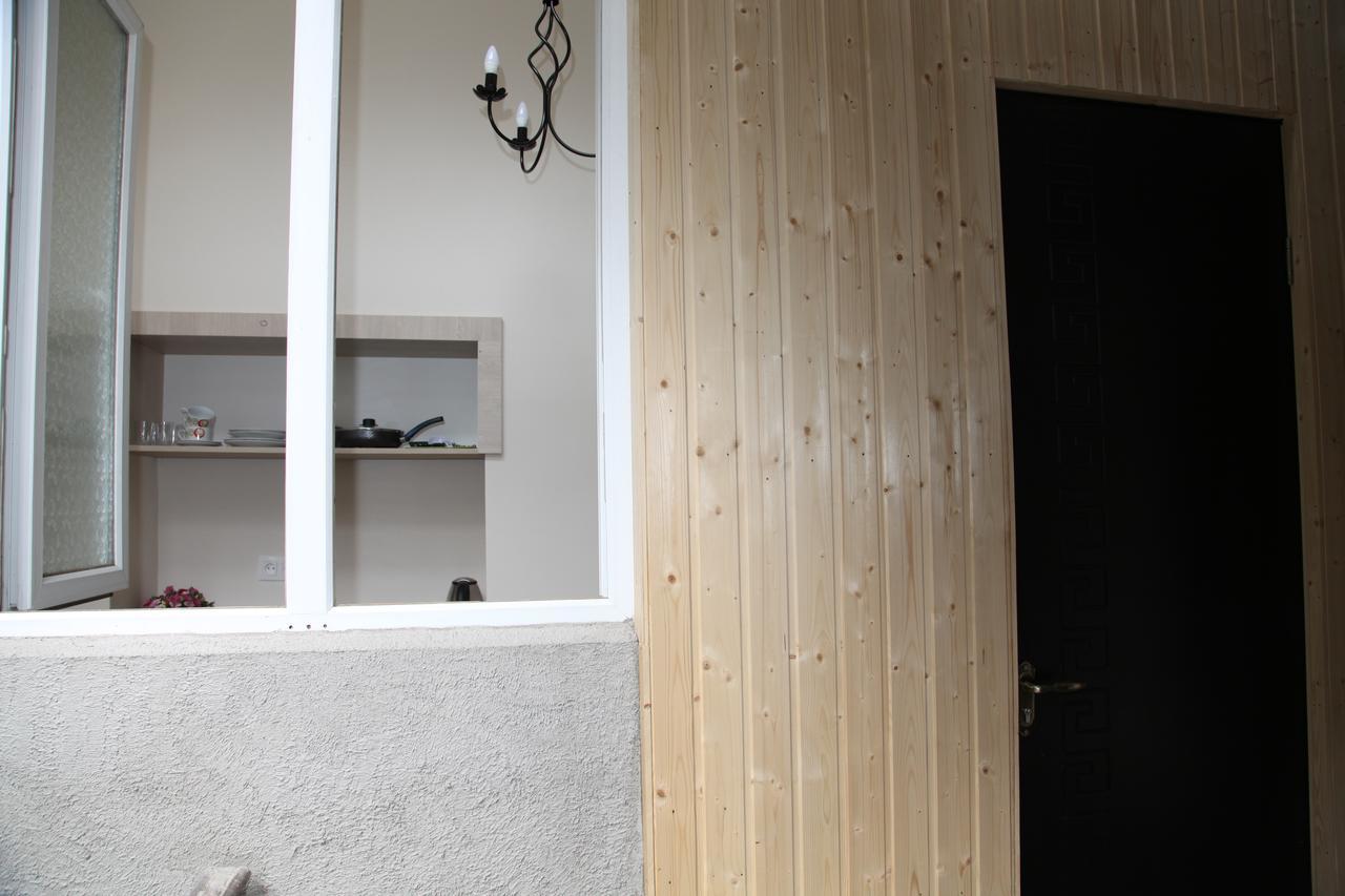 Ferienwohnung Liberty Square Sent2 Tbilisi Exterior foto
